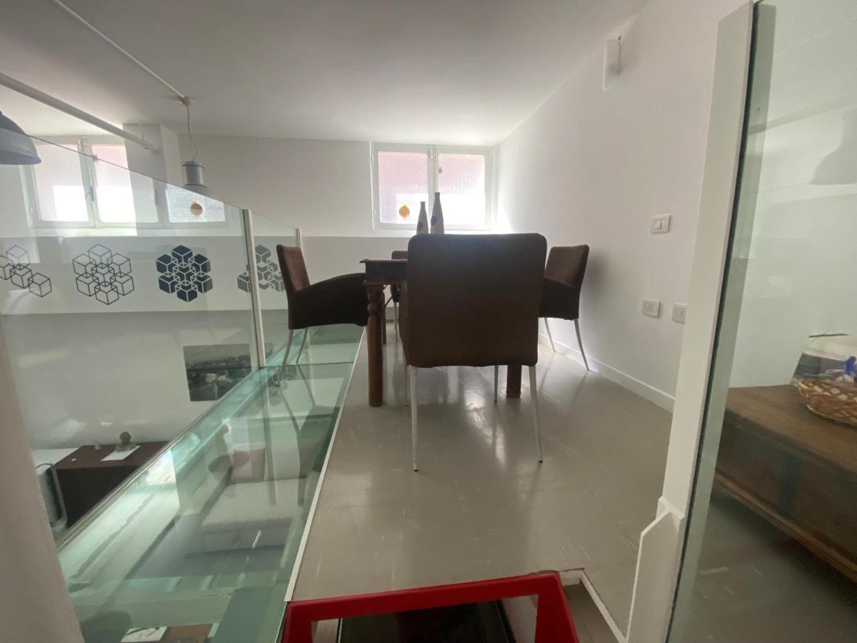 Living Apartment Milan Bagian luar foto